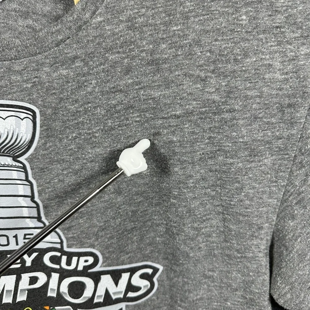 Blackhawks XL Stanley Cup Champions Elite NHL T Shirt‎ Gray